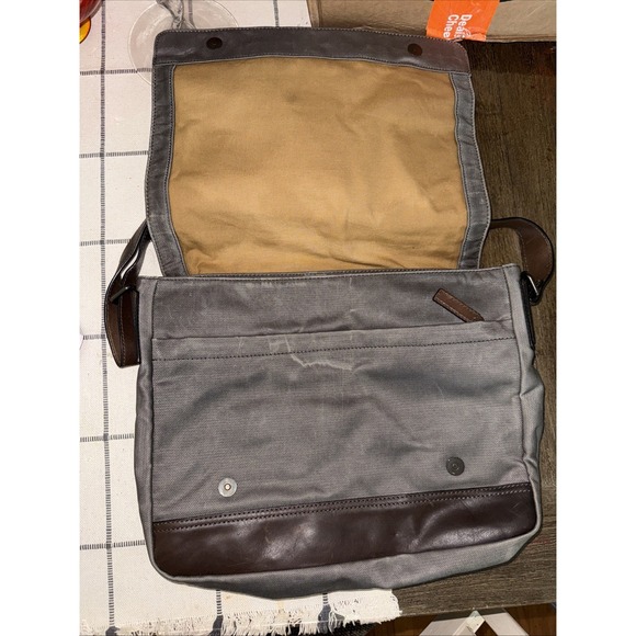 Frye‎ Carter Messenger bag Leather Accents Heavy Duty Canvas Gray EUC MSRP $300 - Picture 4 of 8